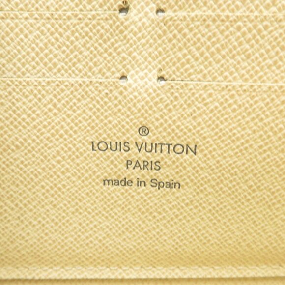 LOUIS VUITTON White Damier Wallet - Picture 9 of 10